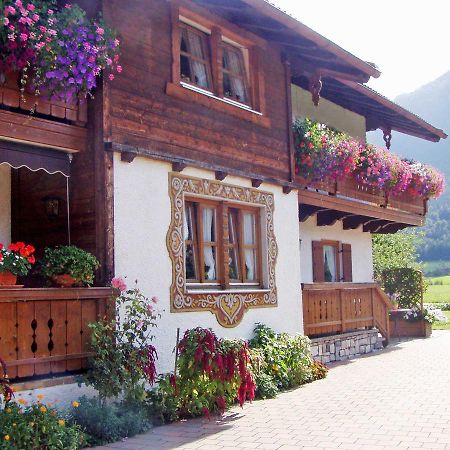 Ferienwohnungen Mit Bergblick Інцель Екстер'єр фото